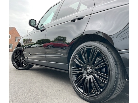 5.0 P525 V8 Autobiography SUV 5dr Petrol Auto 4WD Euro 6 (s/s) (525 ps)