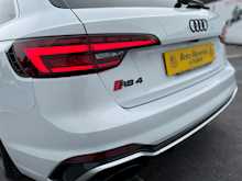 Audi RS4 AVANT 2.9 TFSI V6 Carbon Edition Estate 5dr Petrol Tiptronic quattro Euro 6 (s/s) (450 ps)