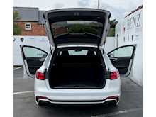 Audi RS4 AVANT 2.9 TFSI V6 Carbon Edition Estate 5dr Petrol Tiptronic quattro Euro 6 (s/s) (450 ps)