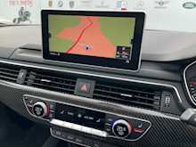 Audi RS4 AVANT 2.9 TFSI V6 Carbon Edition Estate 5dr Petrol Tiptronic quattro Euro 6 (s/s) (450 ps)