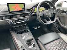 Audi RS4 AVANT 2.9 TFSI V6 Carbon Edition Estate 5dr Petrol Tiptronic quattro Euro 6 (s/s) (450 ps)