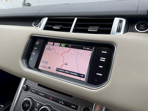 Sdv6 Hse 3.0 5dr Estate Automatic Diesel