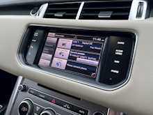 Land Rover Range Rover Sport SVR Sdv6 Hse