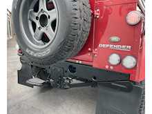 Land Rover Defender 902.4 TDCi County Hard Top 3dr Diesel Manual 4WD Euro 4 (122 bhp)