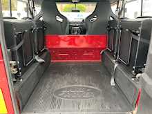 Land Rover Defender 902.4 TDCi County Hard Top 3dr Diesel Manual 4WD Euro 4 (122 bhp)