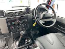 Land Rover Defender 902.4 TDCi County Hard Top 3dr Diesel Manual 4WD Euro 4 (122 bhp)