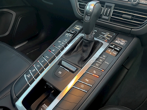 3.0T V6 S SUV 5dr Petrol PDK 4WD Euro 6 (s/s) (354 ps)