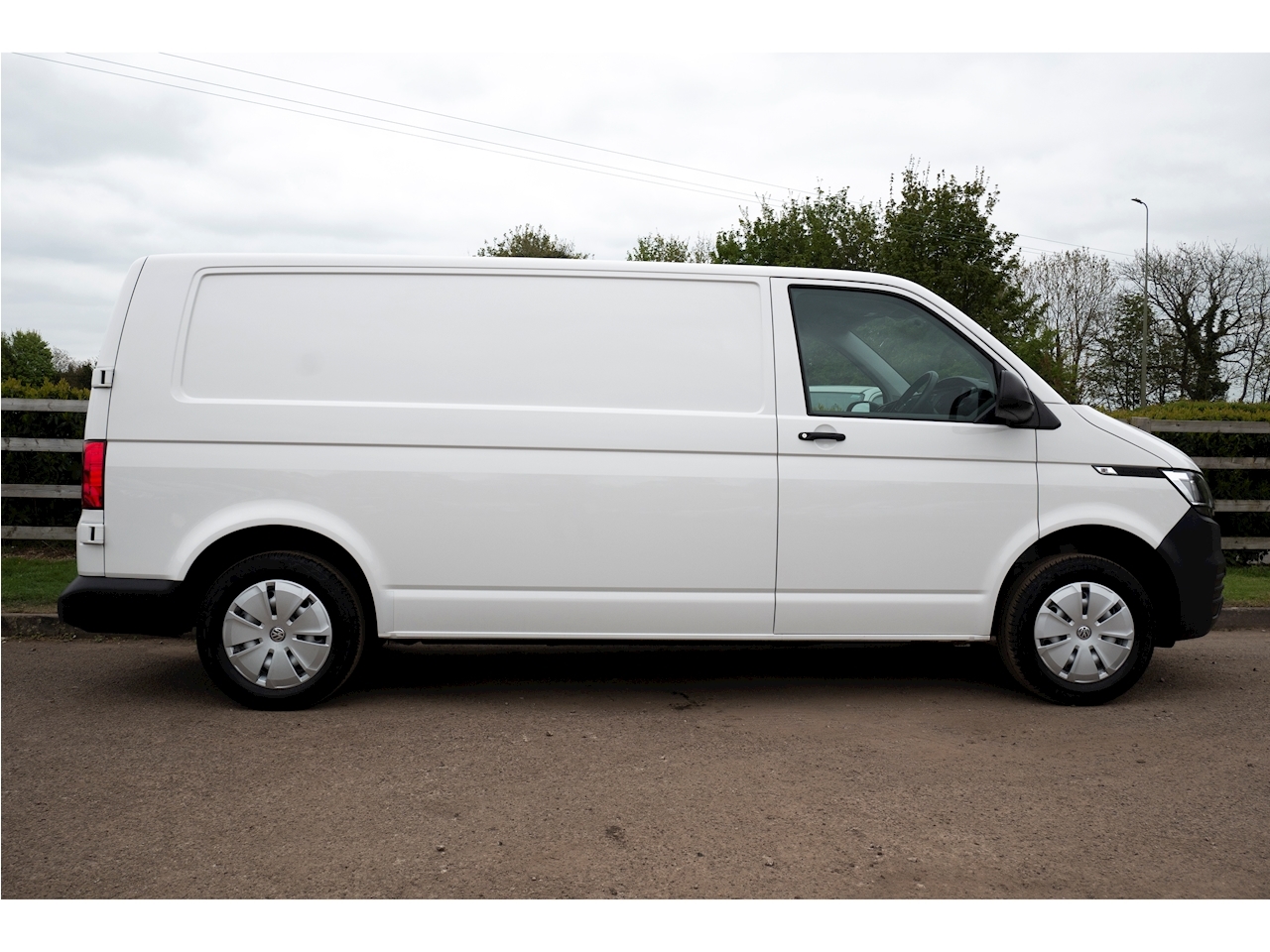 e 113 37.3kWh Panel Van 5dr Electric Auto LWB (113 ps)