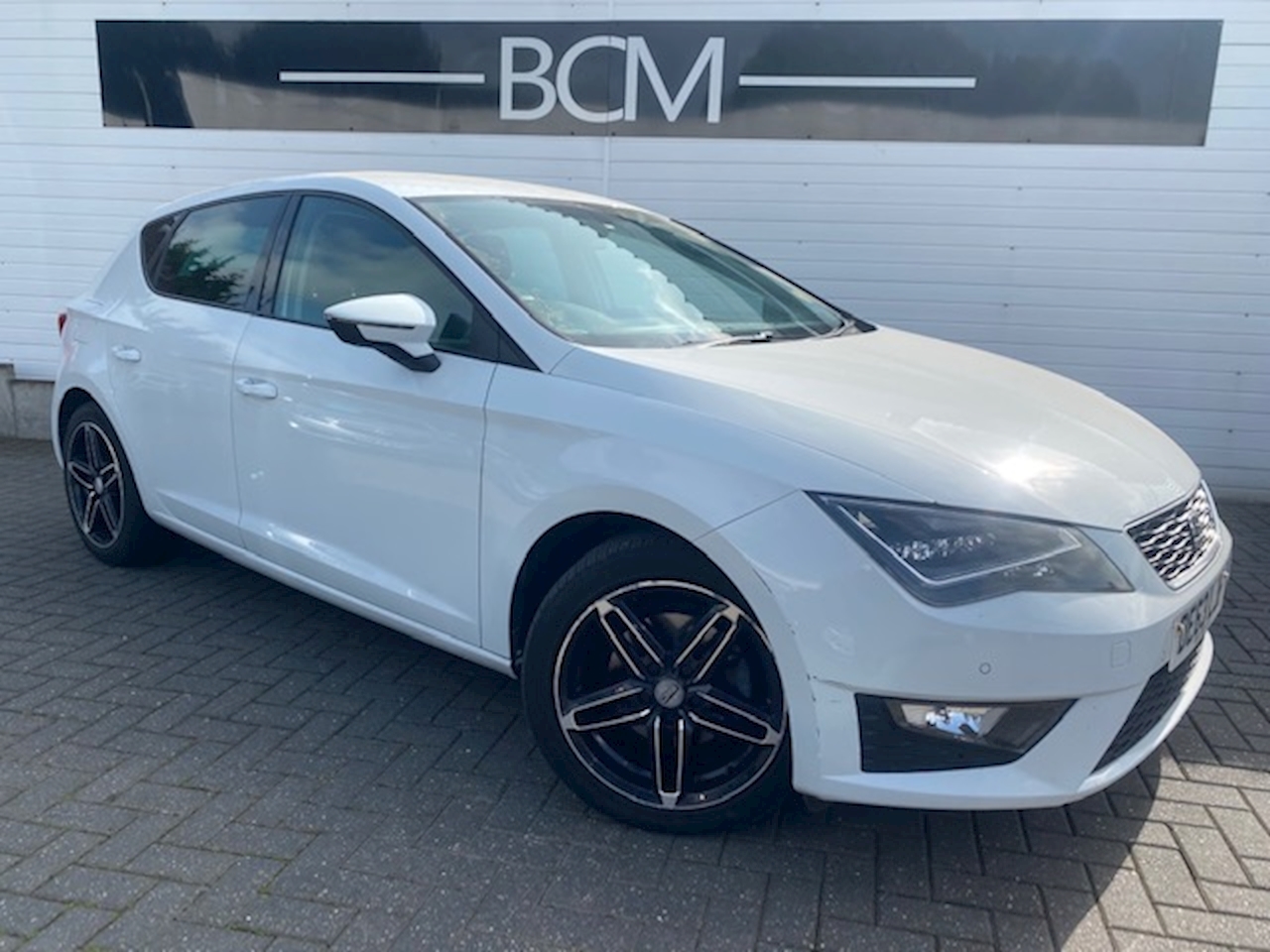 Used 13 Seat Leon Fr 2 0 5dr Hatchback Manual Diesel For Sale In Derbyshire Premier Car Supermarket Limited