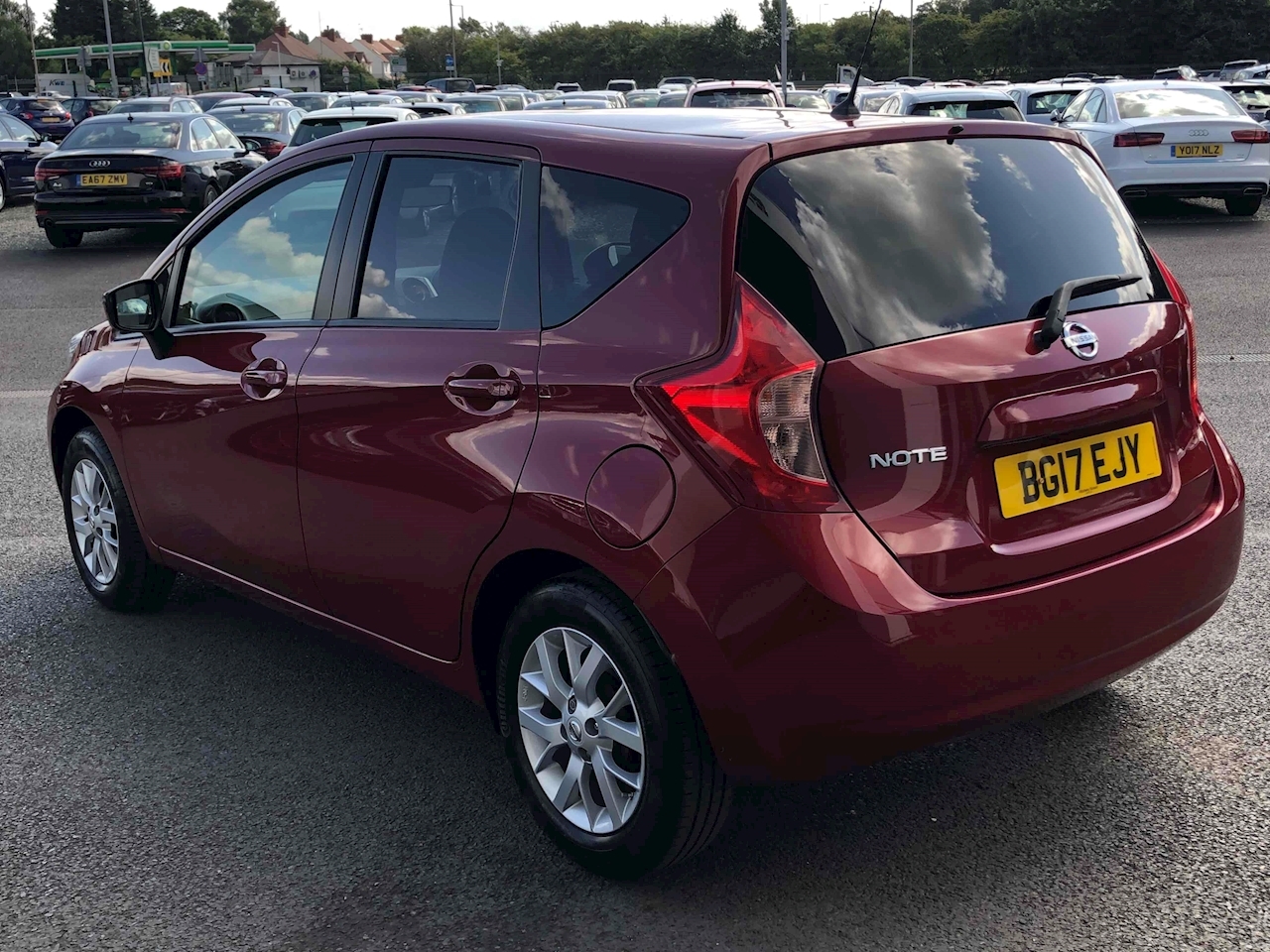 Used 2017 Nissan Note Acenta Premium Hatchback 1.2 Manual Petrol For ...