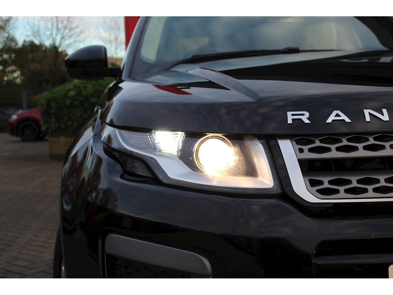 Range Rover Evoque SE 2.0 5dr SUV Manual Diesel
