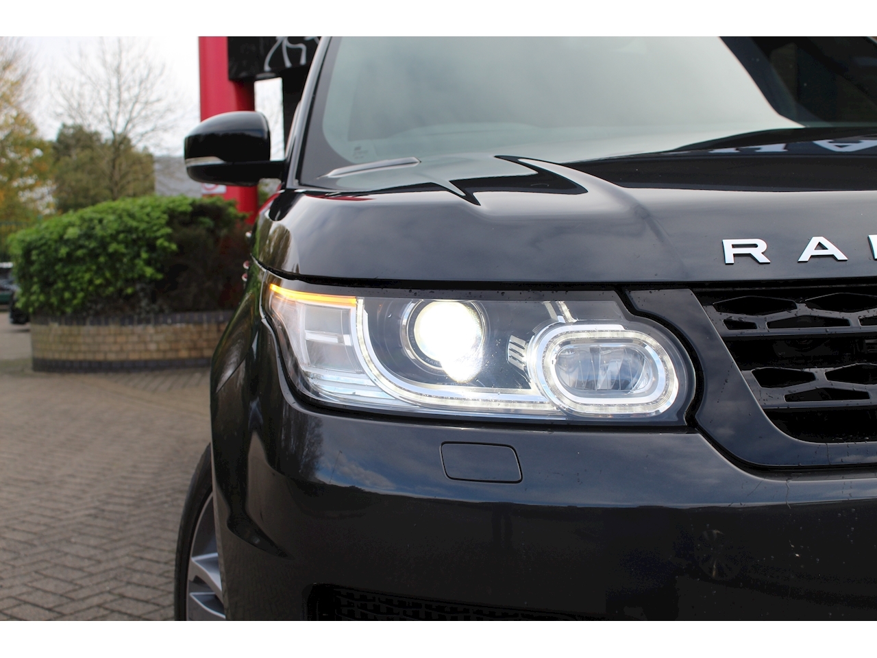 Range Rover Sport Autobiography Dynamic SUV 4.4 CommandShift 2 Diesel