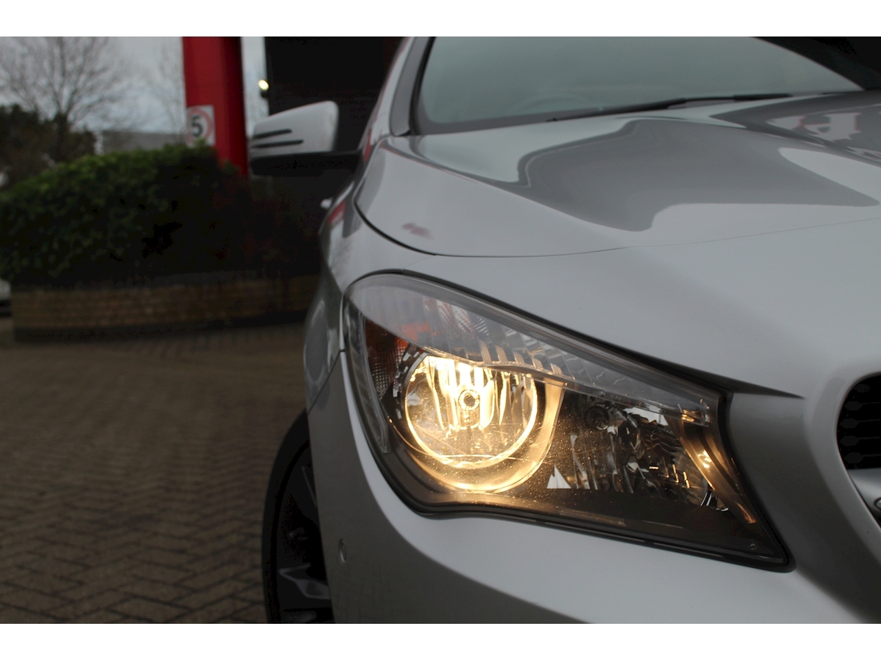 2.1 CLA220 CDI Sport Coupe 4dr Diesel 7G-DCT (s/s) (111 g/km, 170 bhp)