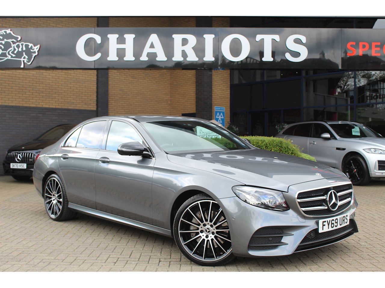 2.0 E220d AMG Line Night Edition (Premium) Saloon 4dr Diesel G-Tronic+ (s/s) (194 ps)