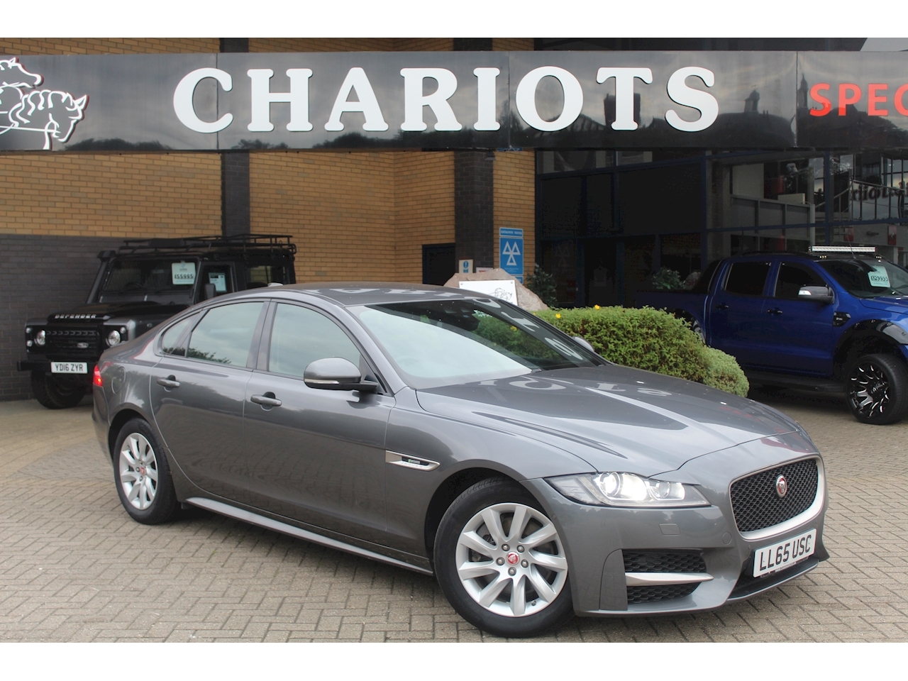 XF 2.0d R-Sport (s/s) 4dr