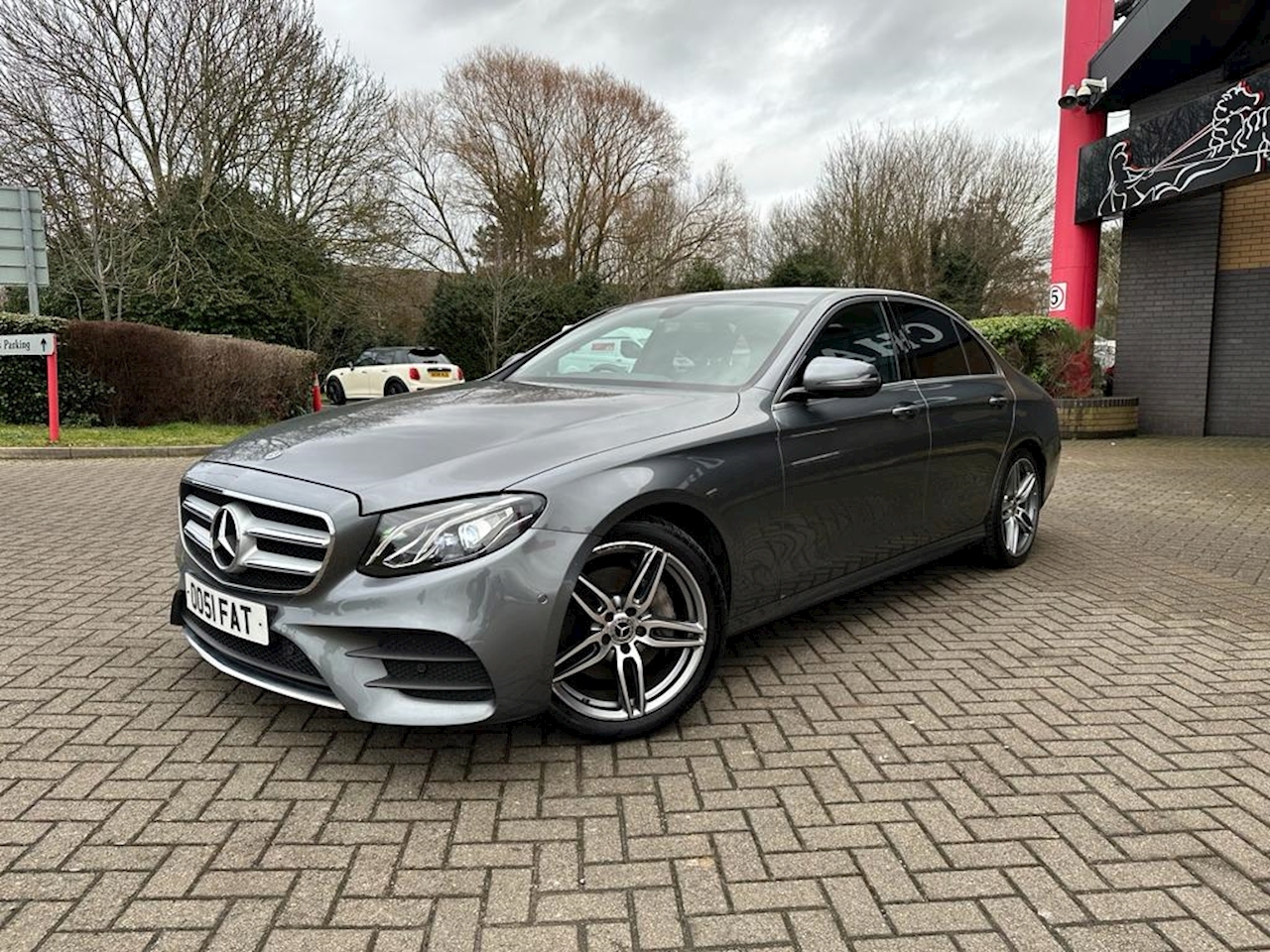 2.0 E200 AMG Line Saloon 4dr Petrol G-Tronic+ Euro 6 (s/s) (184 ps)