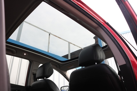 1.5 dCi Signature S Nav SUV 5dr Diesel (s/s) (110 ps)