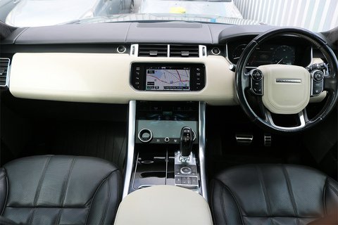 4.4 SD V8 Autobiography Dynamic SUV 5dr Diesel Auto 4WD Euro 5 (339 ps)