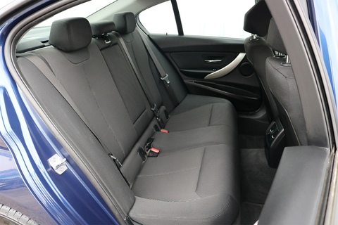 2.0 320d SE Saloon 4dr Diesel Auto Euro 6 (s/s) (190 ps)