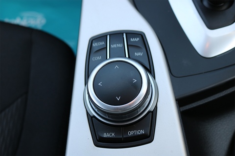 2.0 320d SE Saloon 4dr Diesel Auto Euro 6 (s/s) (190 ps)