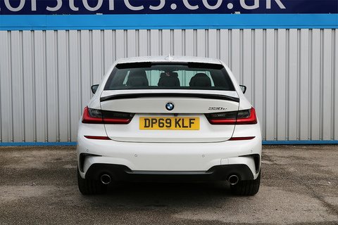 2.0 330e 12kWh M Sport Saloon 4dr Petrol Plug-in Hybrid Auto Euro 6 (s/s) (292 ps)