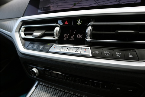 2.0 330e 12kWh M Sport Saloon 4dr Petrol Plug-in Hybrid Auto Euro 6 (s/s) (292 ps)