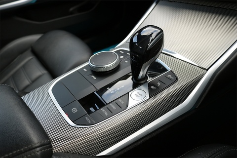 2.0 330e 12kWh M Sport Saloon 4dr Petrol Plug-in Hybrid Auto Euro 6 (s/s) (292 ps)