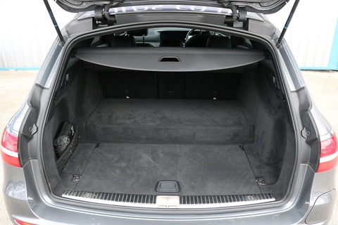 2.0 E300de 13.5kWh AMG Line Estate 5dr Diesel Plug-in Hybrid G-Tronic+ Euro 6 (s/s) (306 ps)