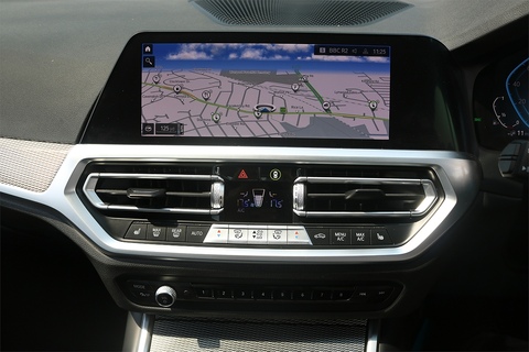 2.0 330e 12kWh M Sport Saloon 4dr Petrol Plug-in Hybrid Auto Euro 6 (s/s) (292 ps)