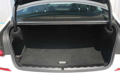 2.0 330e 12kWh M Sport Saloon 4dr Petrol Plug-in Hybrid Auto Euro 6 (s/s) (292 ps)