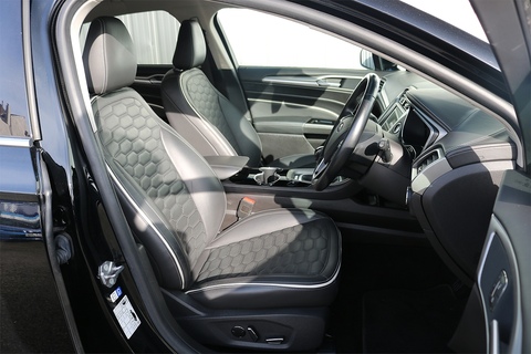 2.0 TDCi Duratorq Vignale Hatchback 5dr Diesel Manual Euro 6 (s/s) (180 ps)