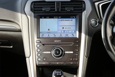 2.0 TDCi Duratorq Vignale Hatchback 5dr Diesel Manual Euro 6 (s/s) (180 ps)