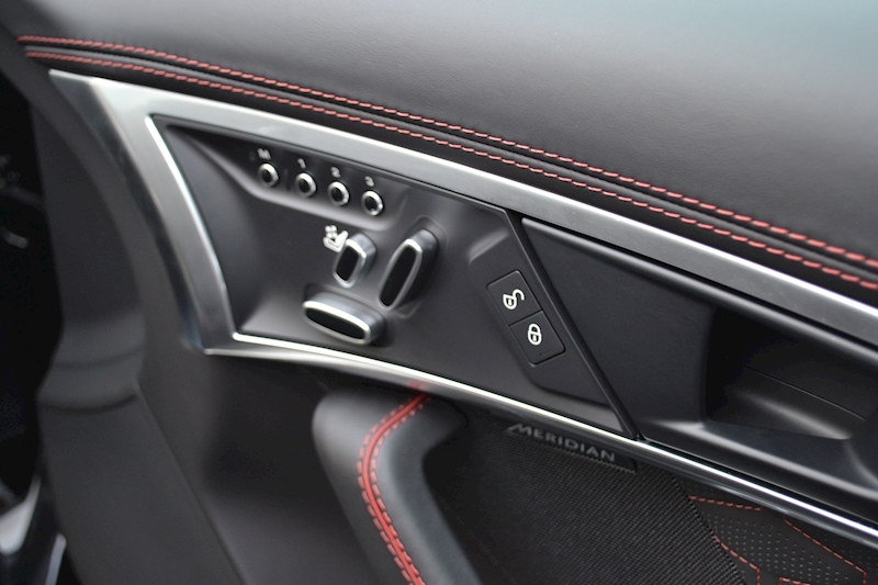 Jaguar F-Type V8 Svr Awd Coupe 5.0 Automatic Petrol