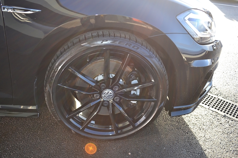 Volkswagen Golf R Tsi 4Motion Dsg Hatchback 2.0 Semi Auto Petrol