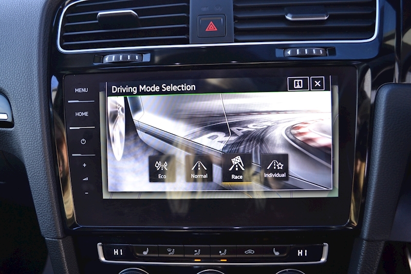 Volkswagen Golf R Tsi 4Motion Dsg Hatchback 2.0 Semi Auto Petrol