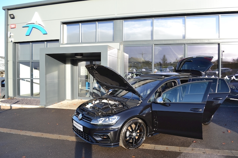 Volkswagen Golf R Tsi 4Motion Dsg Hatchback 2.0 Semi Auto Petrol