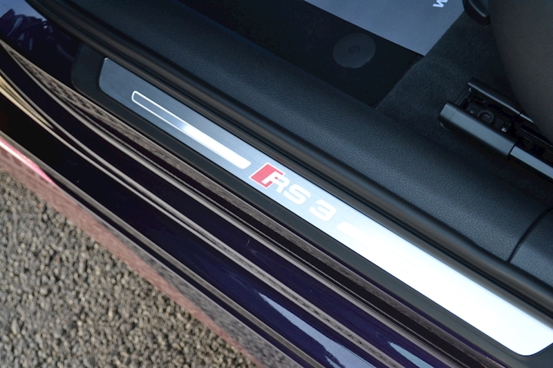 Audi RS3 Sportback 2.5TFSi Quattro  Hatchback 2.5 S Tronic Petrol