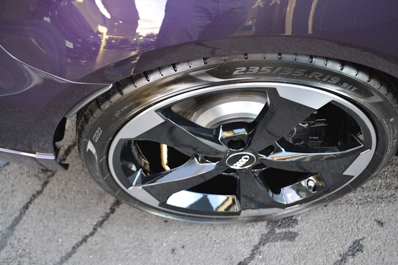 Audi RS3 Sportback 2.5TFSi Quattro  Hatchback 2.5 S Tronic Petrol