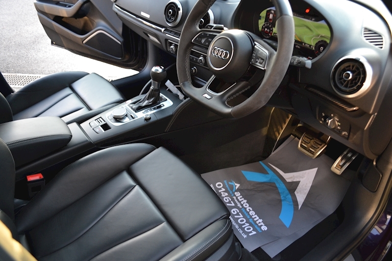 Audi RS3 Sportback 2.5TFSi Quattro  Hatchback 2.5 S Tronic Petrol