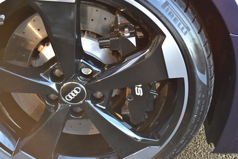 Audi RS3 Sportback 2.5TFSi Quattro  Hatchback 2.5 S Tronic Petrol