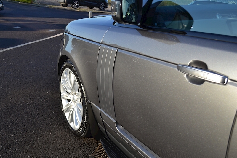 Land Rover Range Rover Sdv8 Vogue Se Estate 4.4 Automatic Diesel