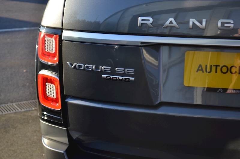 Land Rover Range Rover Sdv8 Vogue Se Estate 4.4 Automatic Diesel
