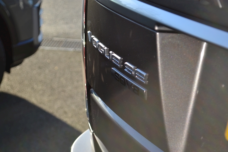 Land Rover Range Rover Sdv8 Vogue Se Estate 4.4 Automatic Diesel