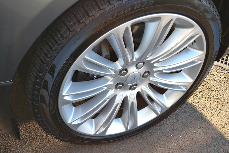 Land Rover Range Rover Sdv8 Vogue Se Estate 4.4 Automatic Diesel