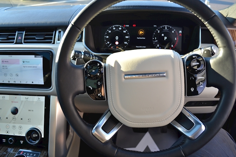 Land Rover Range Rover Sdv8 Vogue Se Estate 4.4 Automatic Diesel