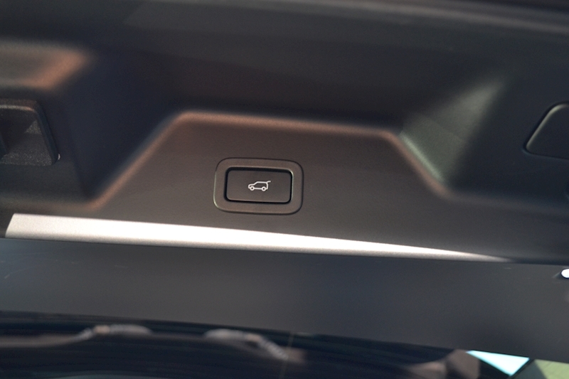 Land Rover Range Rover Sdv8 Vogue Se Estate 4.4 Automatic Diesel