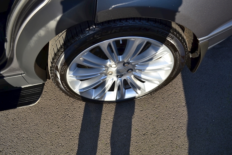 Land Rover Range Rover Sdv8 Vogue Se Estate 4.4 Automatic Diesel