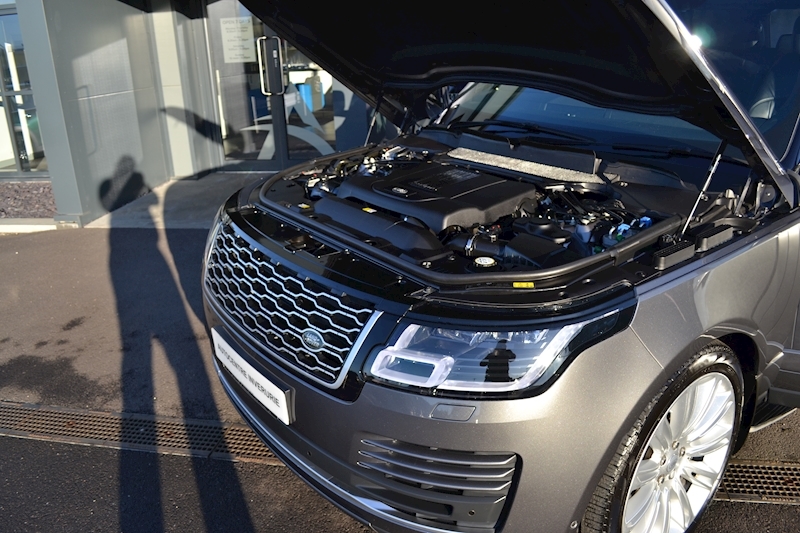 Land Rover Range Rover Sdv8 Vogue Se Estate 4.4 Automatic Diesel