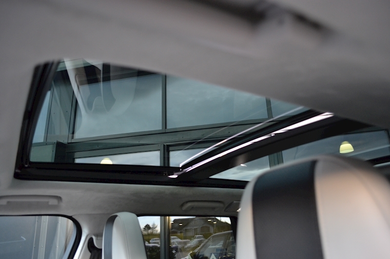 Land Rover Range Rover Sport V8 Svr Estate 5.0 Automatic Petrol