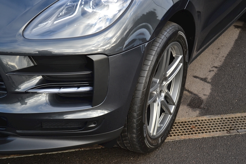 Porsche Macan Pdk Estate 2.0 Semi Auto Petrol